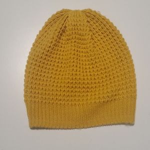 Fuzzy Knitted Hat/Beanie
